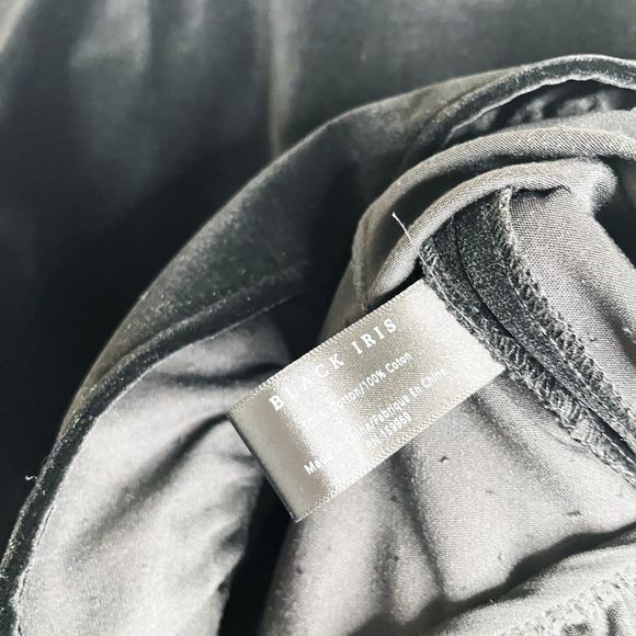 Black Iris Velvet Top - Picture 7 of 7